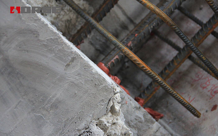 anchoring adhesive anchoring adhesive