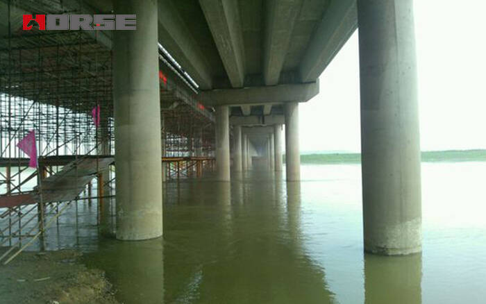 Xinyi bridge reinforcement with steel plate and anchoring rebar Xinyi bridge reinforcement with steel plate and anchoring rebar