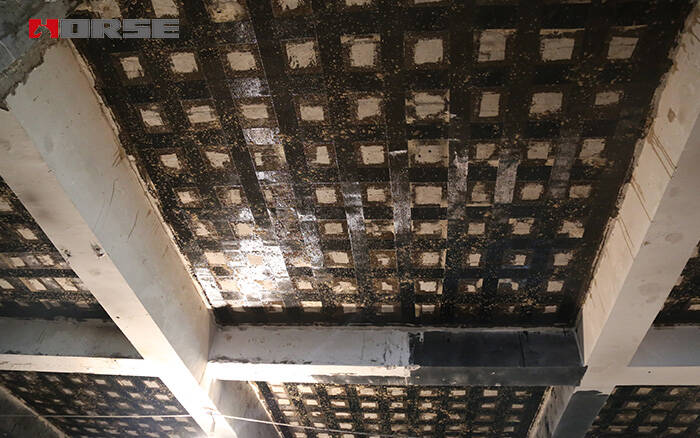 carbon fiber strengthening crack carbon fiber strengthening crack