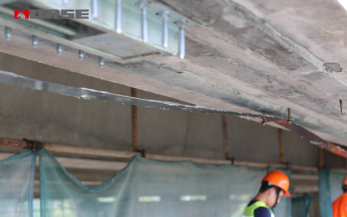 pre-stressed FRP plate pre-stressed FRP plate