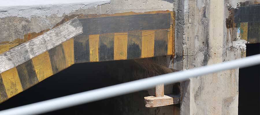 Carbon fiber wrap reinforcement in bridge reinforcement Carbon fiber wrap reinforcement in bridge reinforcement