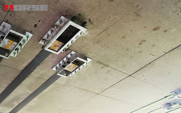 Concrete bridge strengthening by prestressing CFRP plate3 Concrete bridge strengthening by prestressing CFRP plate3