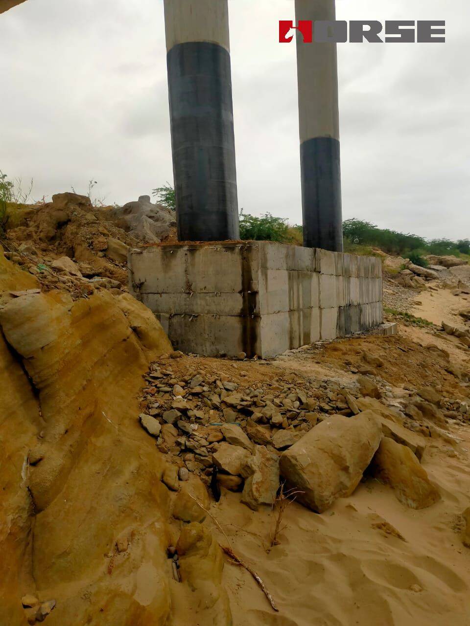 Carbon Fiber CFRP Strengthening The Pier Of Bridge Carbon Fiber CFRP Strengthening The Pier Of Bridge