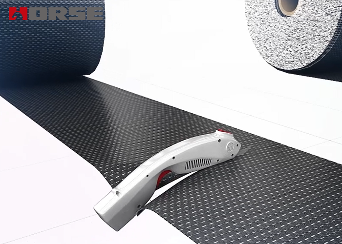 Cutting carbon fiber sheet Cutting carbon fiber sheet